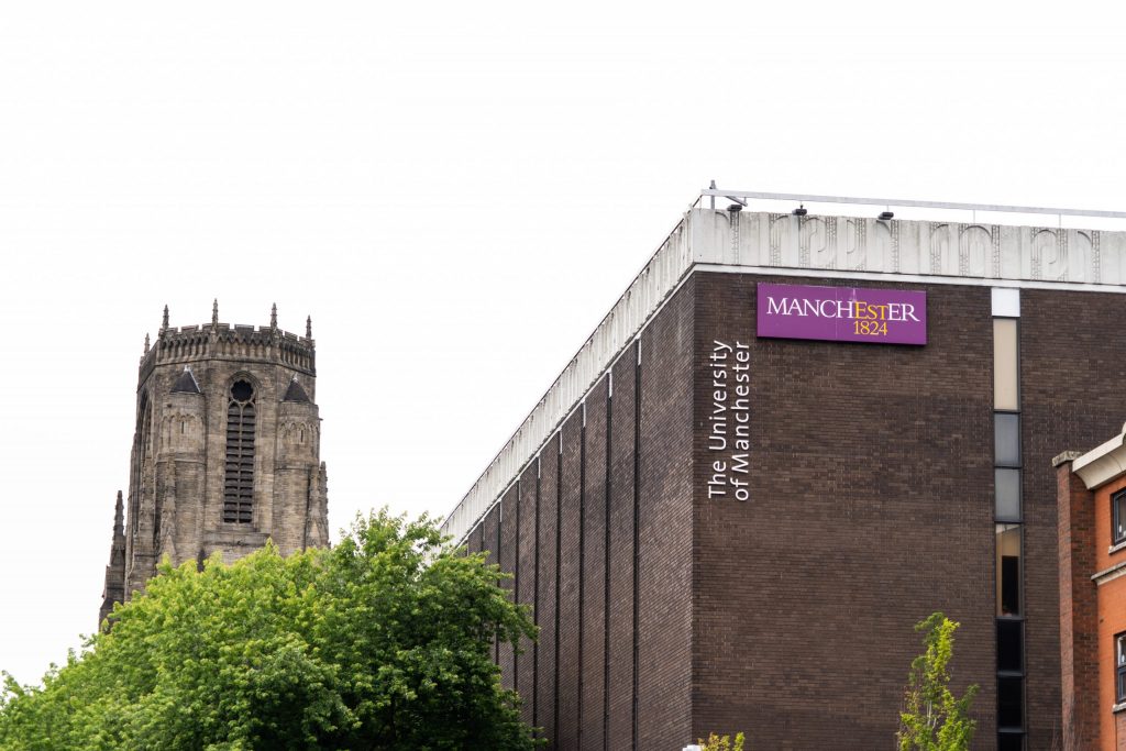 Study in UK: Dean's Doctoral Scholarship Awards 2023 | University of Manchester